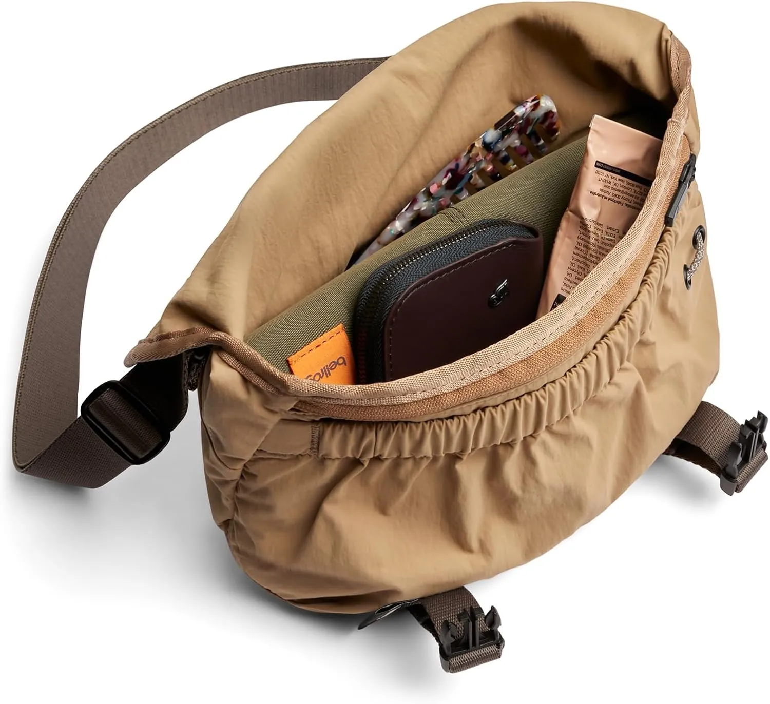 Bellroy Cinch Mini Messenger (6 liter lightweight, compact shoulder bag, water-resistant fabric, effortless organization) - SandDune