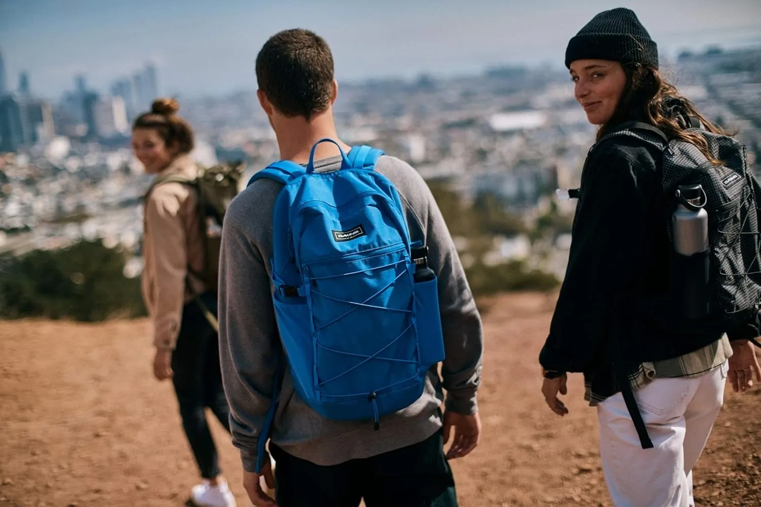 Dakine Wndr Pack 25L - Crimson Red, One Size