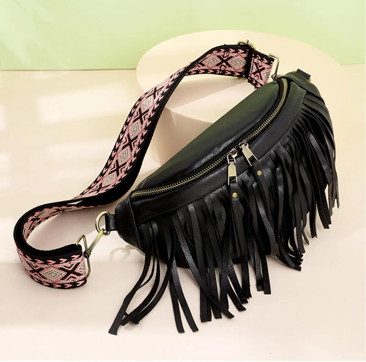 Fanny Packs for Women Fringe Leather Chest Waist Bag Casual Crossbody Bag with Zipper Pockets Travel Festival Sports Hiking Running (Beige)