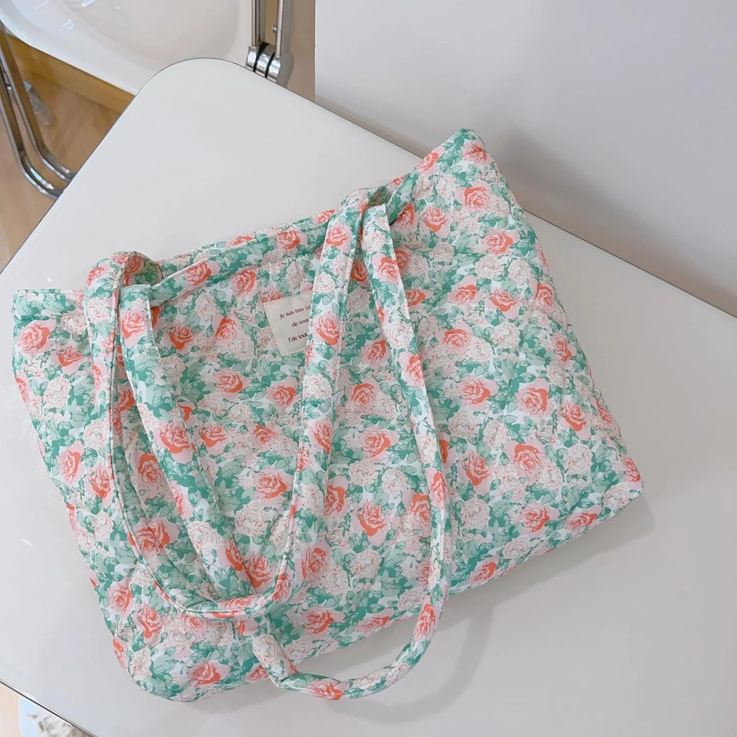 Floral Quilted Cotton Shoulder Bag Set 3-in-1 Handbag with Matching Mini Pouch Cosmetic Bag Large Capacity Tote A053 (Red)