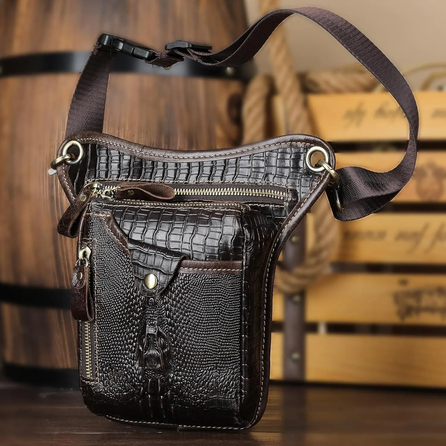 Genuine Leather Drop Leg Bag Motorcycle Thigh Purse Hip Pouch Waist Fanny Pack for Women Men Black