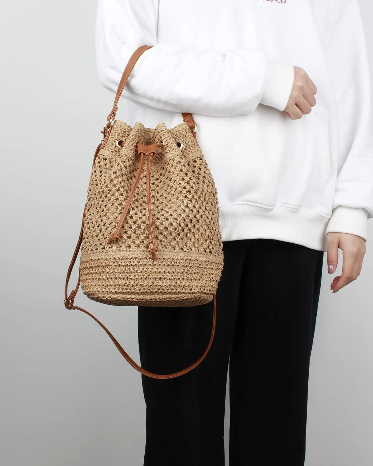 Goclothod Small Drawstring Shoulder Bag Straw Weave Handbag Summer Beach Purse