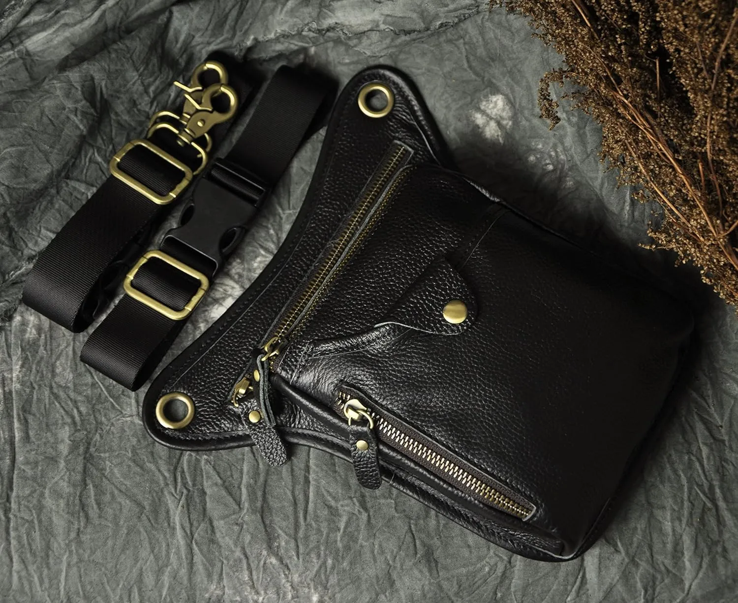 Le'aokuu Mens Genuine Leather Outdoor Sporting Hicking Waist Hip Pack Messenger Shoulder Drop Leg Thigh Bag Pouches For Women (211-5 01 Black)