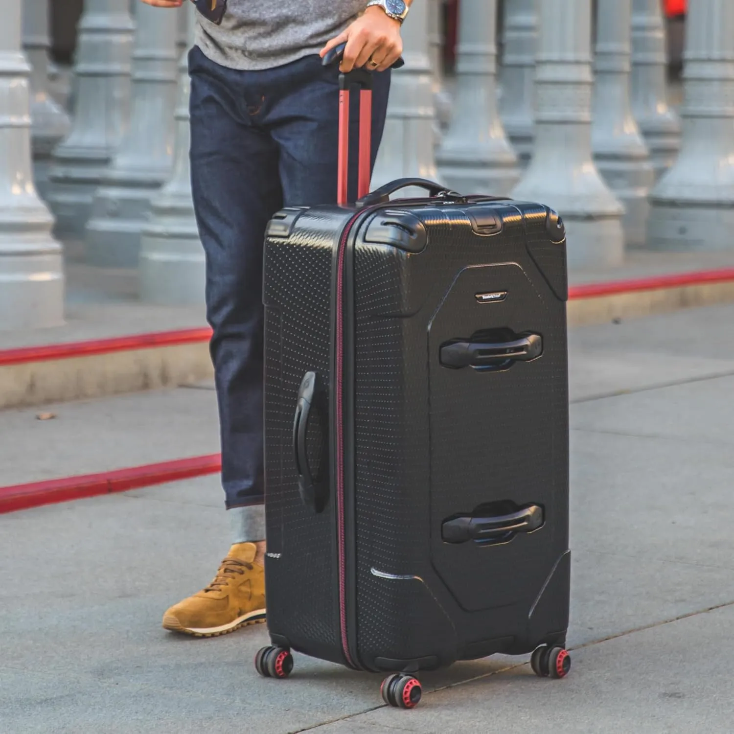 Traveler's Choice Maxporter II 30" Hardside Spinner Trunk Luggage, Expandable, Black