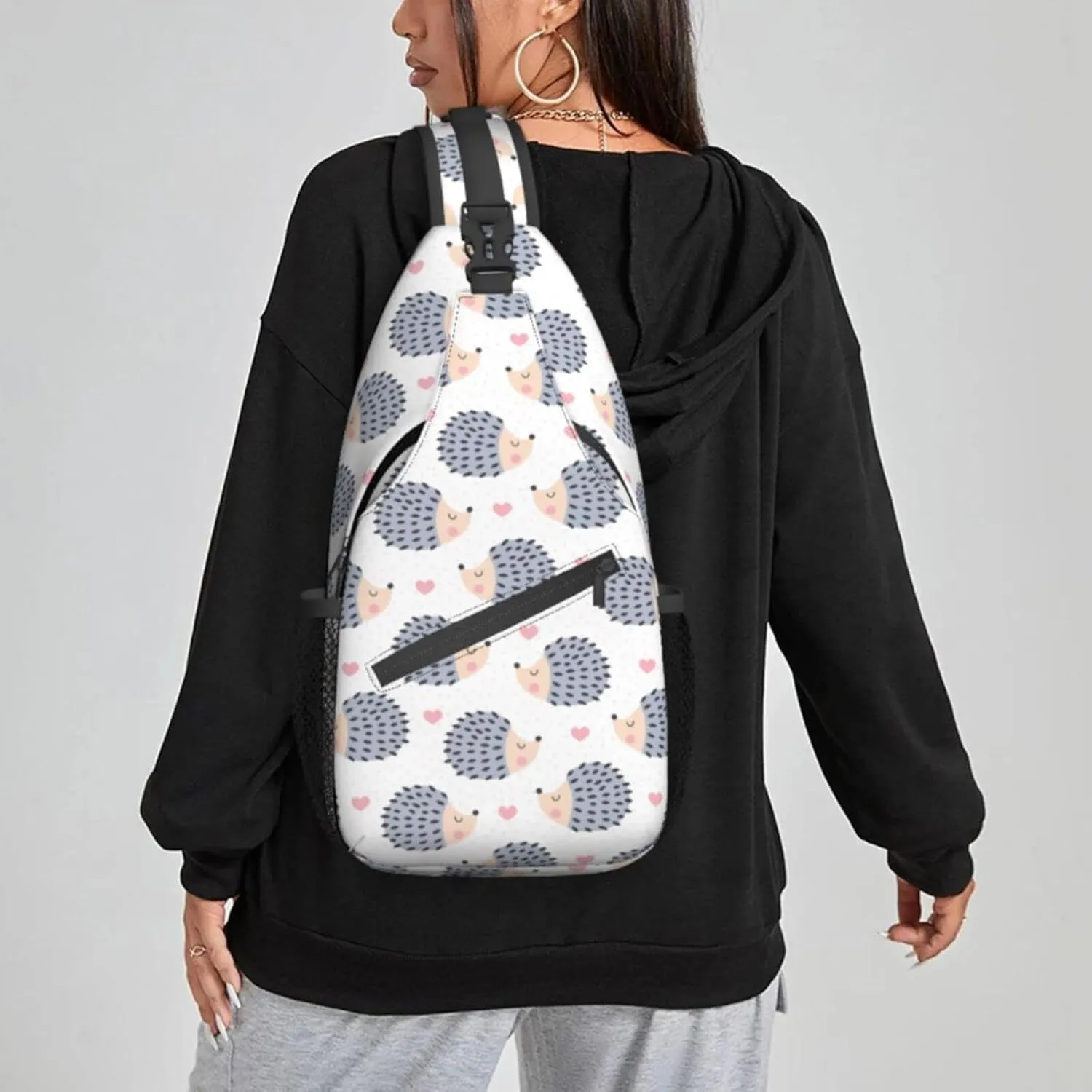 Women Cute Hedgehog Hearts Crossbody Sling Backpack for Men Chest Bag Shoulder Bag Lightweight One Strap Backpack Travel Outdoor Daypack