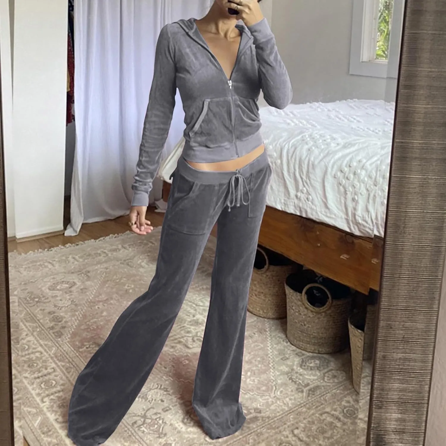 Womens Casual Velour 2 Piece Outfits Cozy Solid Color Sleep Casual Loungwear Sets Street Sports Fashion Tracksuit Set