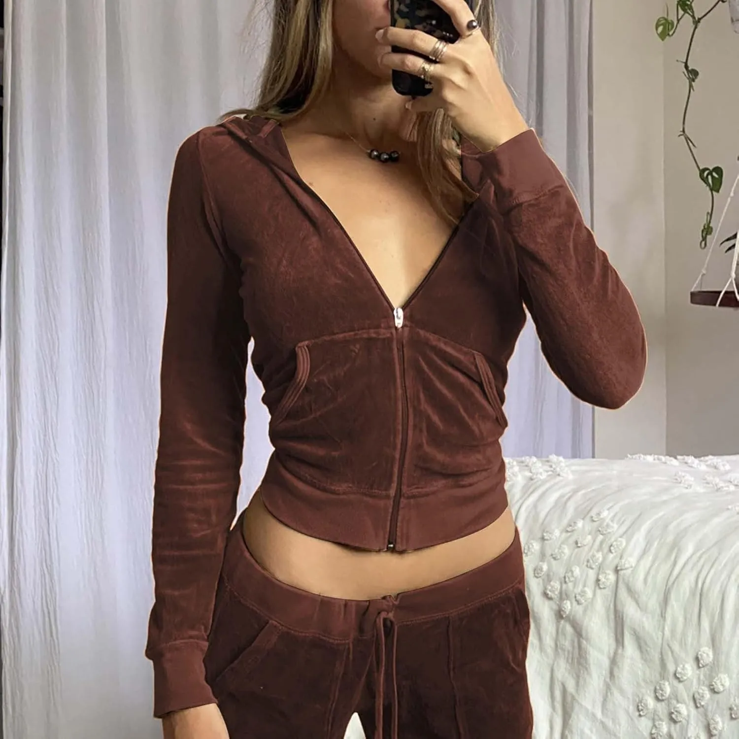 Womens Casual Velour 2 Piece Outfits Cozy Solid Color Sleep Casual Loungwear Sets Street Sports Fashion Tracksuit Set