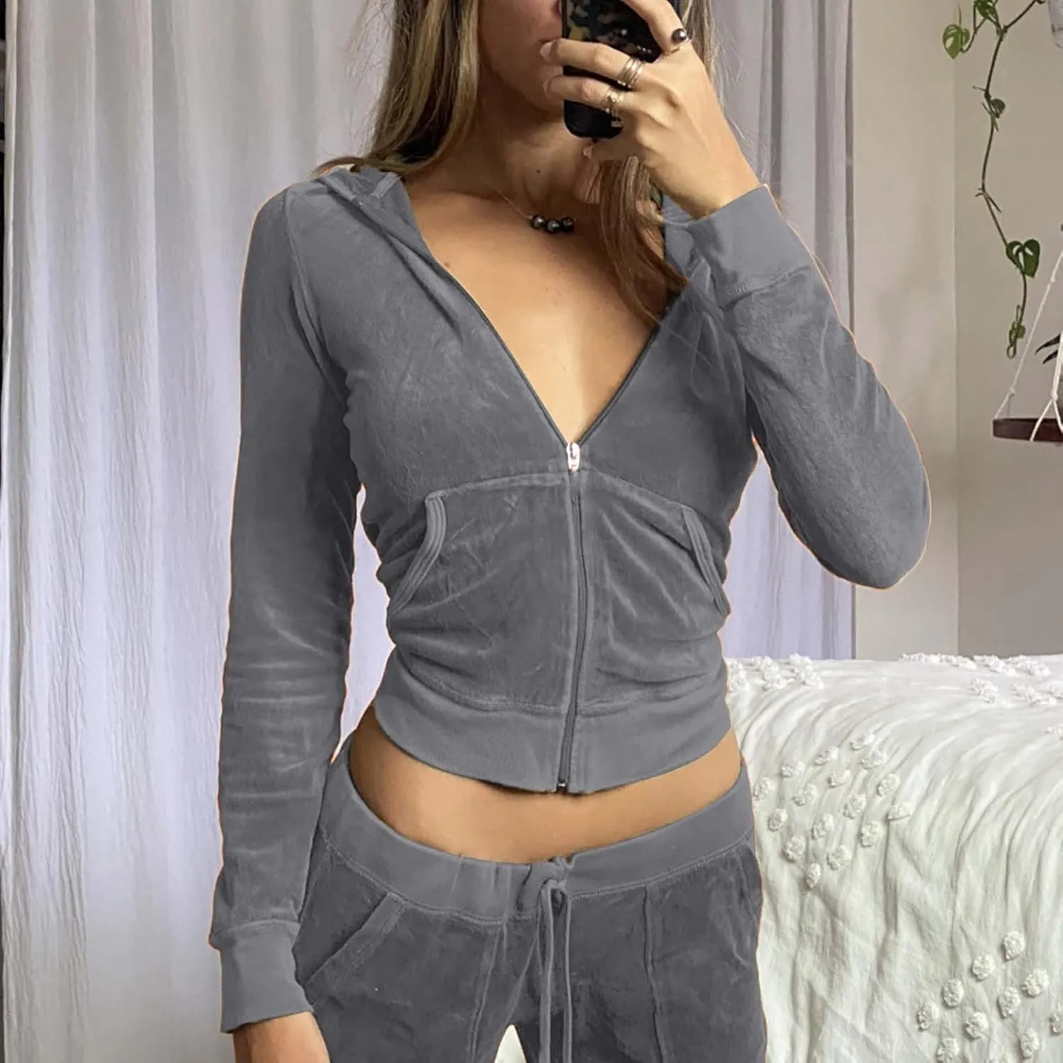 Womens Casual Velour 2 Piece Outfits Cozy Solid Color Sleep Casual Loungwear Sets Street Sports Fashion Tracksuit Set
