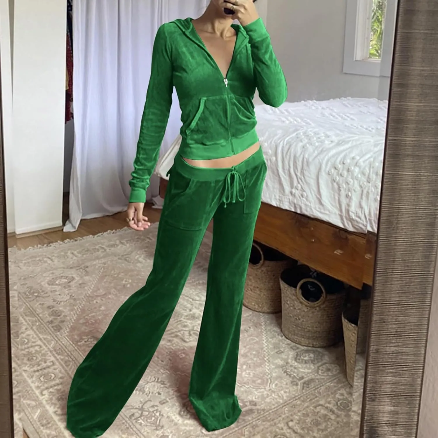 Womens Casual Velour 2 Piece Outfits Cozy Solid Color Sleep Casual Loungwear Sets Street Sports Fashion Tracksuit Set